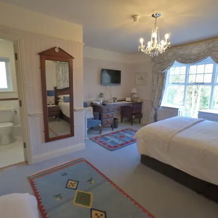 Guest house Herbert House ,v93 Rf64 3*