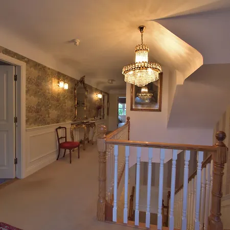 Herbert House ,v93 Rf64 4*