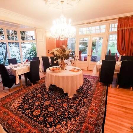 Herbert House ,v93 Rf64 بيت ضيافة