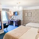 Гостевой дом Herbert House ,v93 Rf64 3*