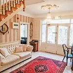 Herbert House ,v93 Rf64 Гостевой дом 3*
