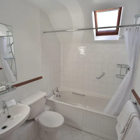 Pensjonat Herbert House ,v93 Rf64 3*